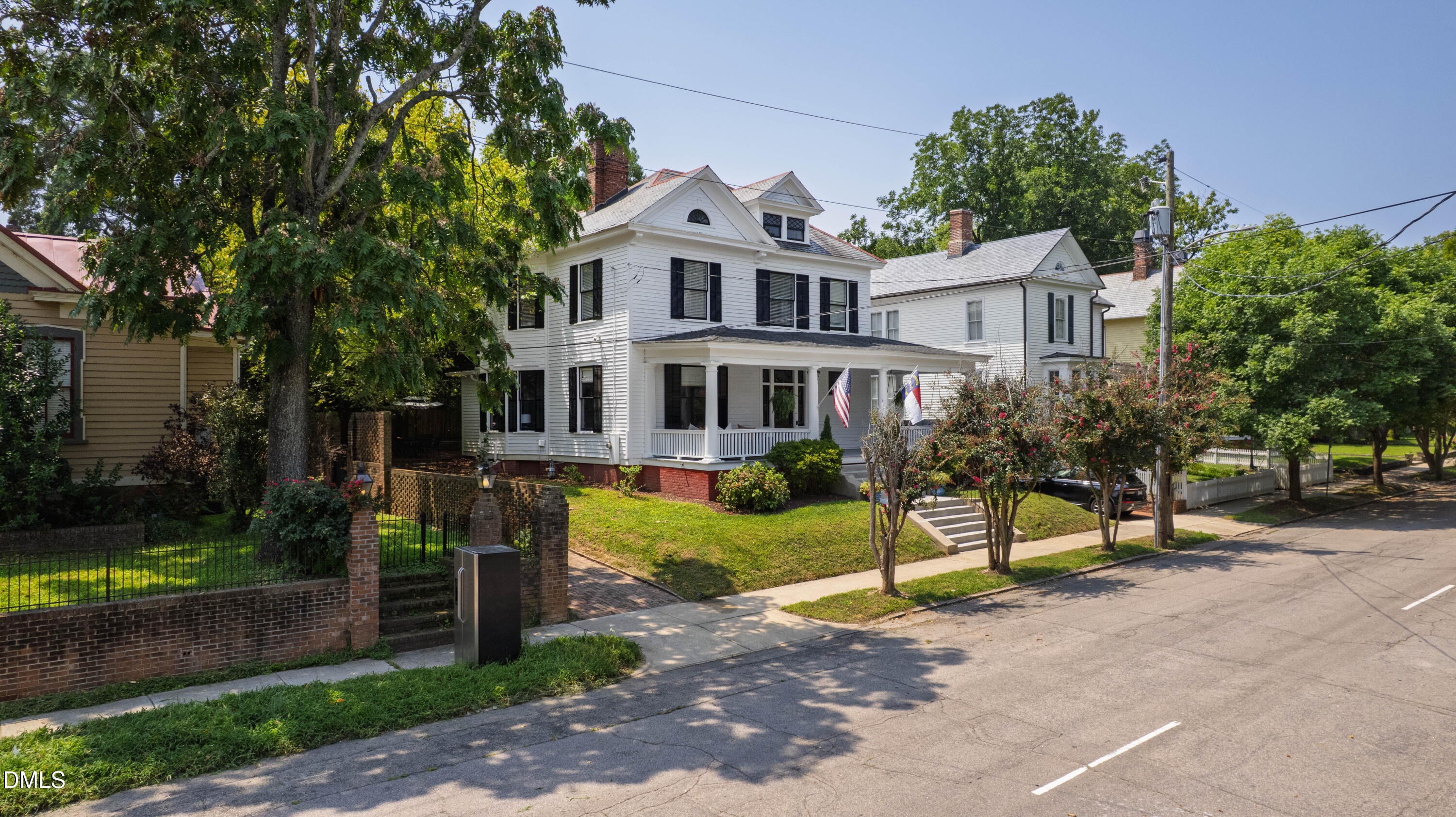 320 East Jones Street Raleigh, NC 27601 - Photo 68 of 79 Front Exterior