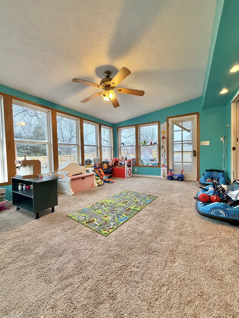 811 East Maple Street Chatsworth, IL 60921 - Photo 14 of 25