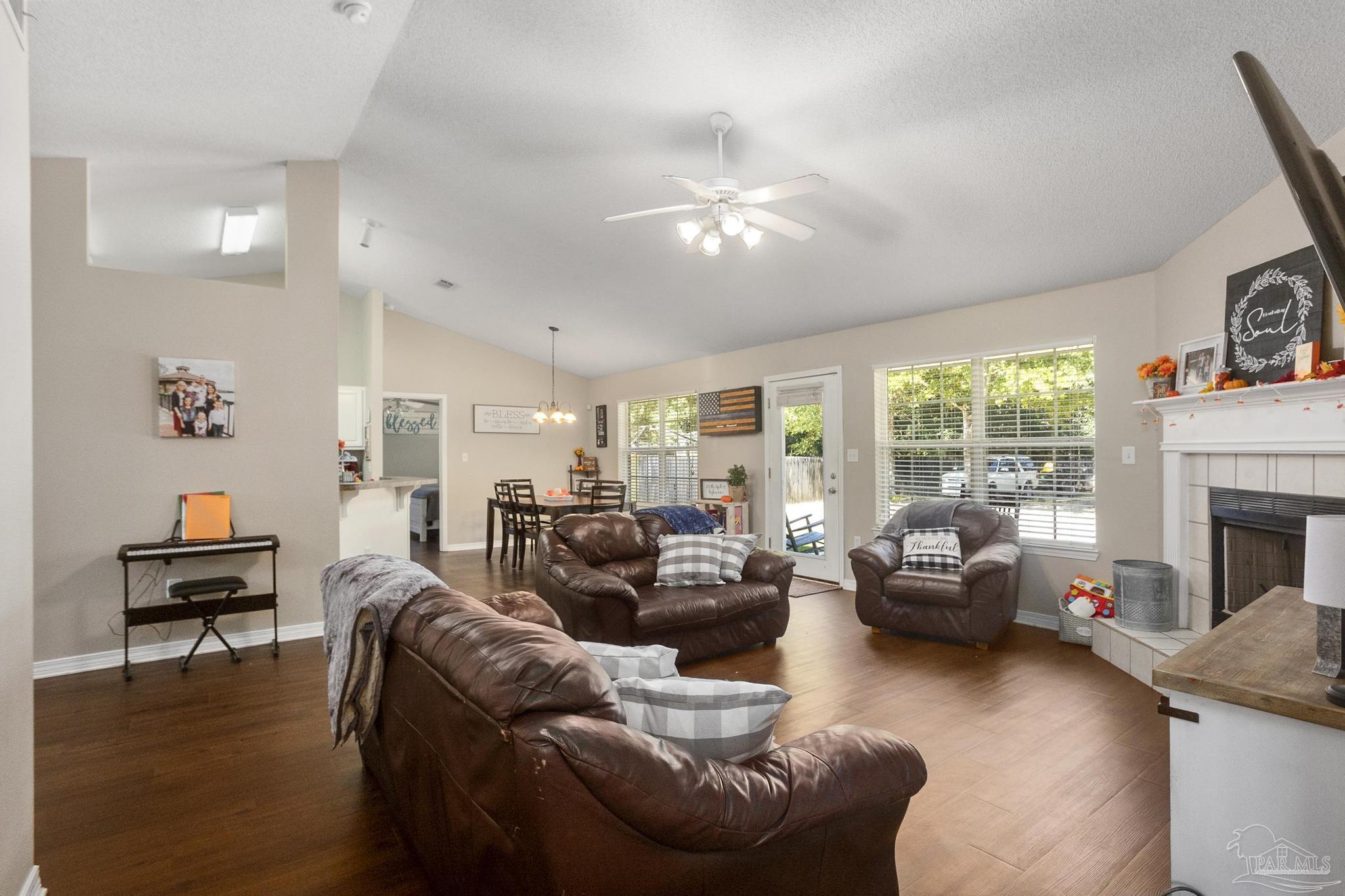 6866 Da Lisa Road Milton, FL 32583 - Photo 8 of 37