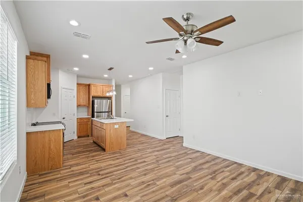 $1,200 | 2108 East San Andrea Street, Unit 1, Edinburg, TX 78542