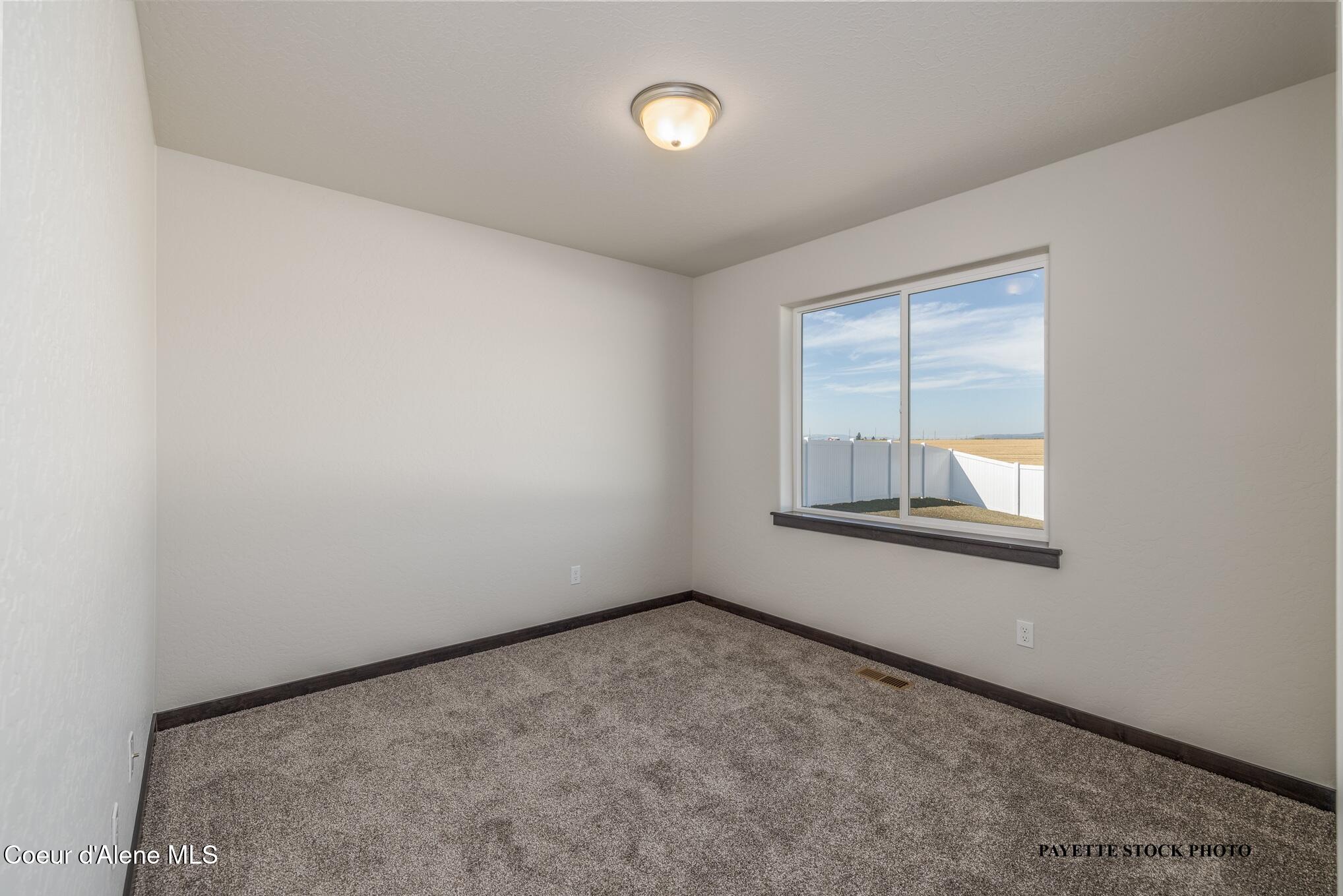 6653 West Plant Lane Rathdrum, ID 83858 - Photo 12 of 17 13 Guest bed1
