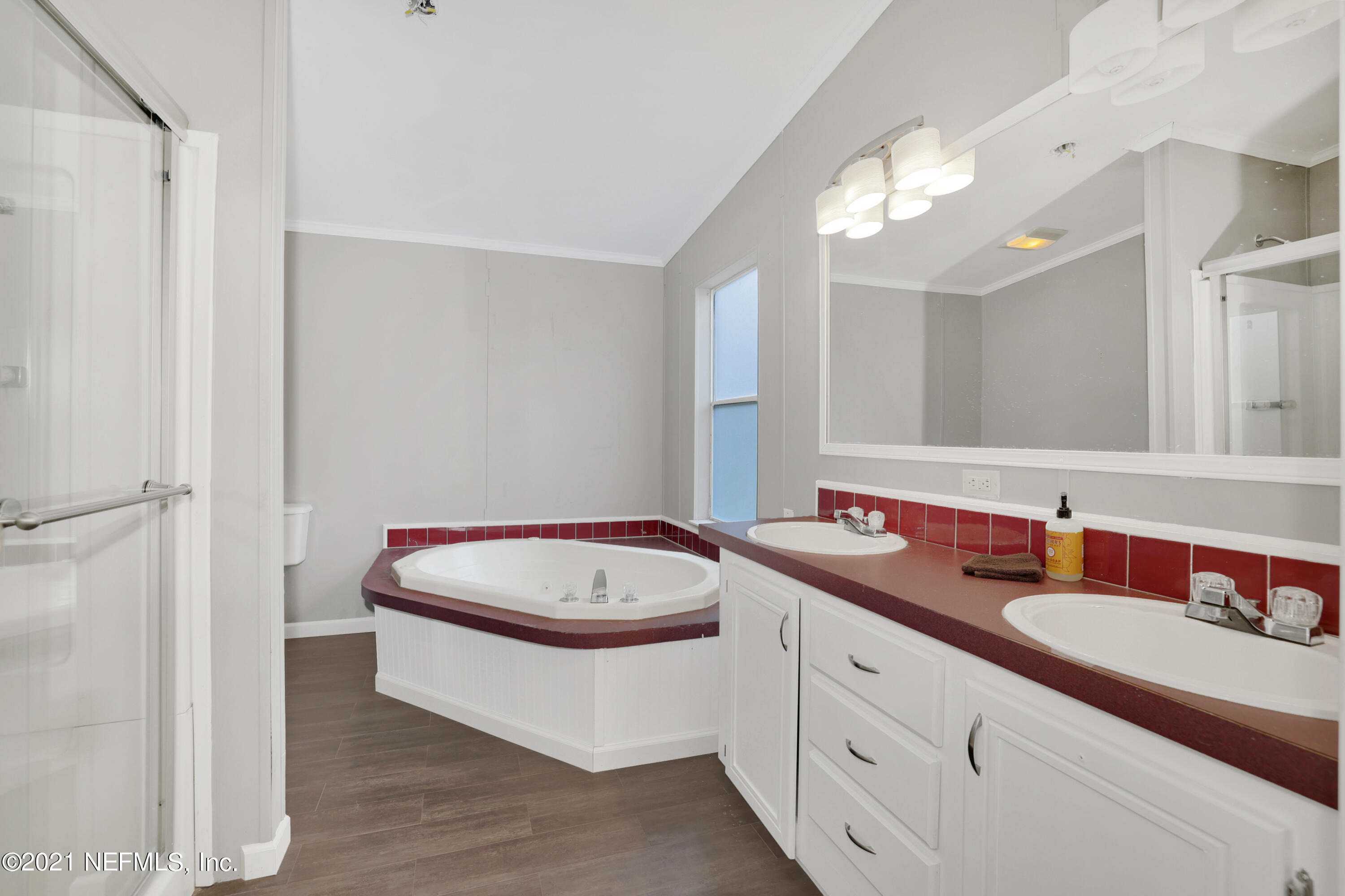 13421 Grover Road Jacksonville, FL 32226 - Photo 12 of 33 11 - Master Bathroom 1