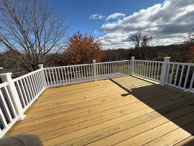 $2,800 | 326 Fish Road, Unit 1, Tiverton, RI 02878