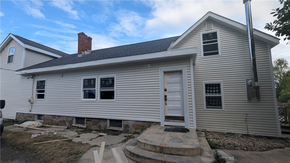 326 Fish Road, Unit 1 Tiverton, RI 02878 - Photo 13 of 14