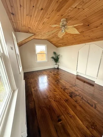 $2,800 | 326 Fish Road, Unit 1, Tiverton, RI 02878