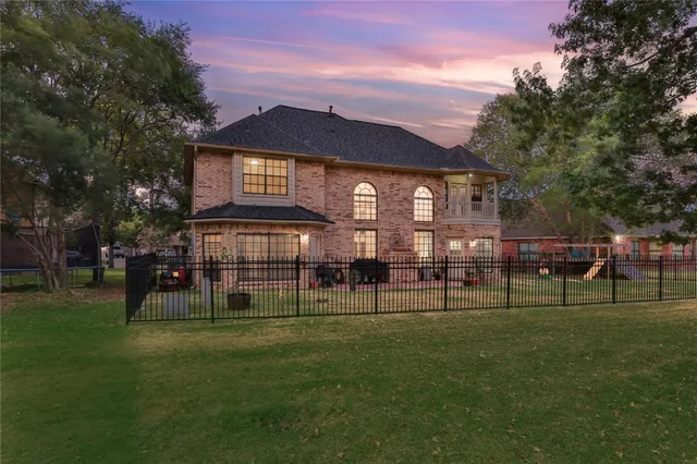 $3,200 | 8006 Devlin Drive, Humble, TX 77346