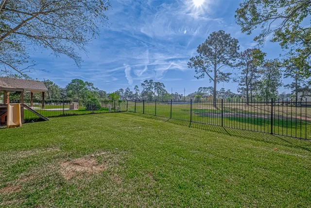 $3,200 | 8006 Devlin Drive, Humble, TX 77346