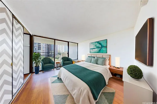 $325,000 | 98-500 Koauka Loop, Unit 7M, Aiea, HI 96701