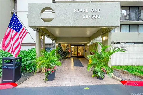 $325,000 | 98-500 Koauka Loop, Unit 7M, Aiea, HI 96701
