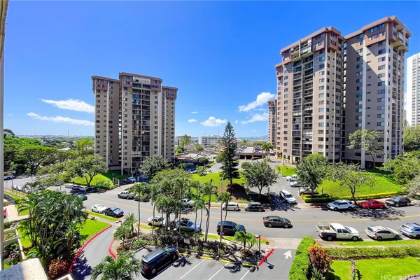 $325,000 | 98-500 Koauka Loop, Unit 7M, Aiea, HI 96701