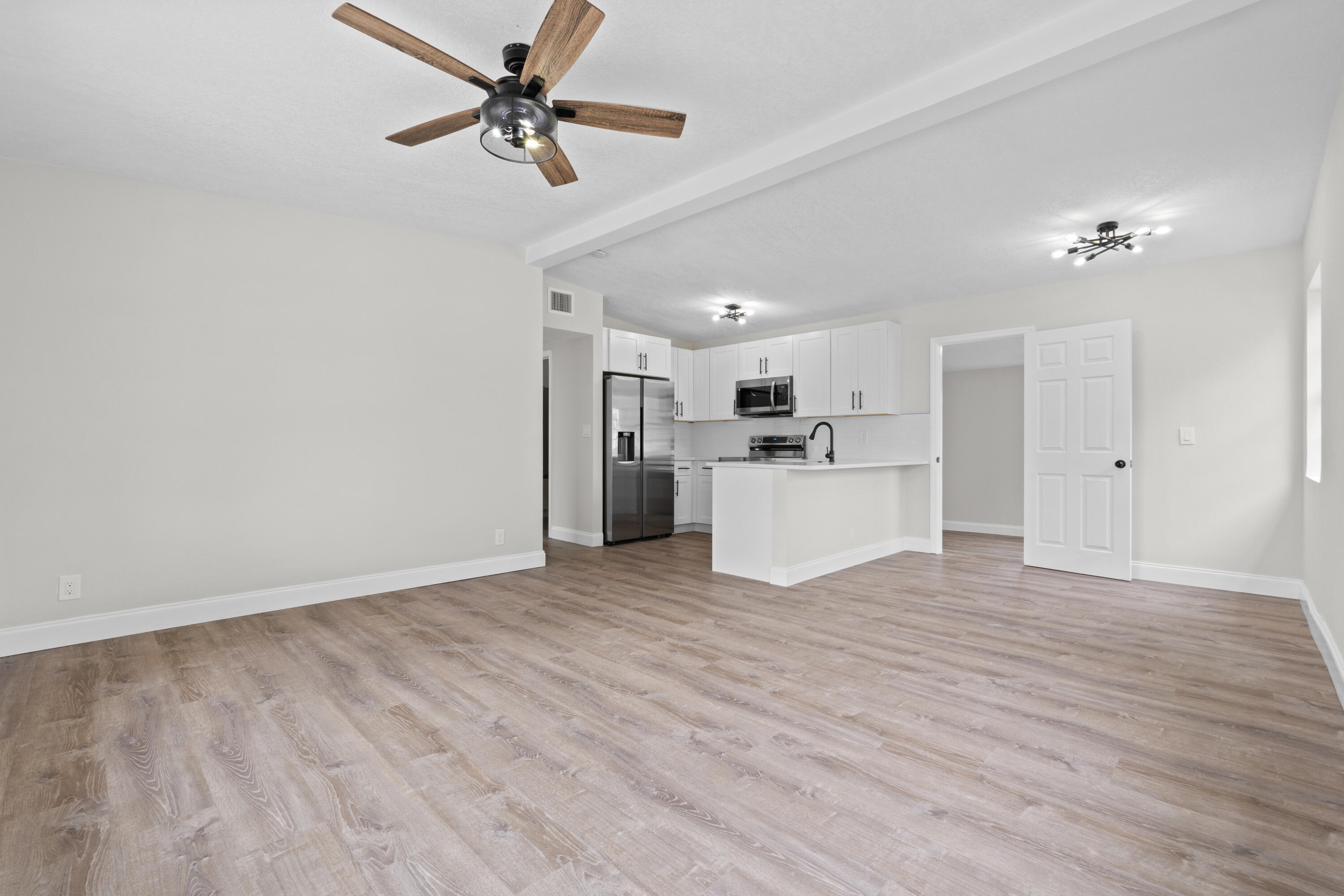2415 Lewis Road West Palm Beach, FL 33415 - Photo 11 of 31 DSC03288