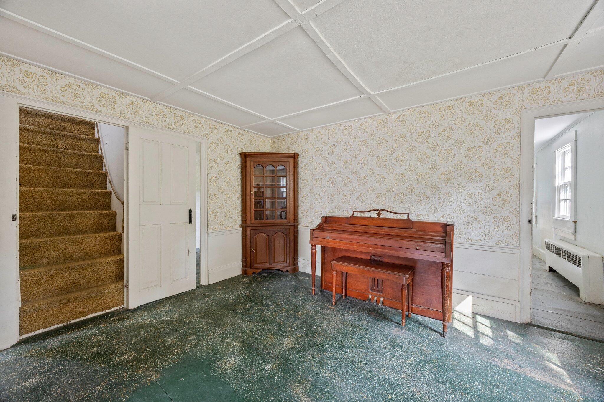 28 Highbank Road South Dennis, MA 02660 - Photo 13 of 40 living room