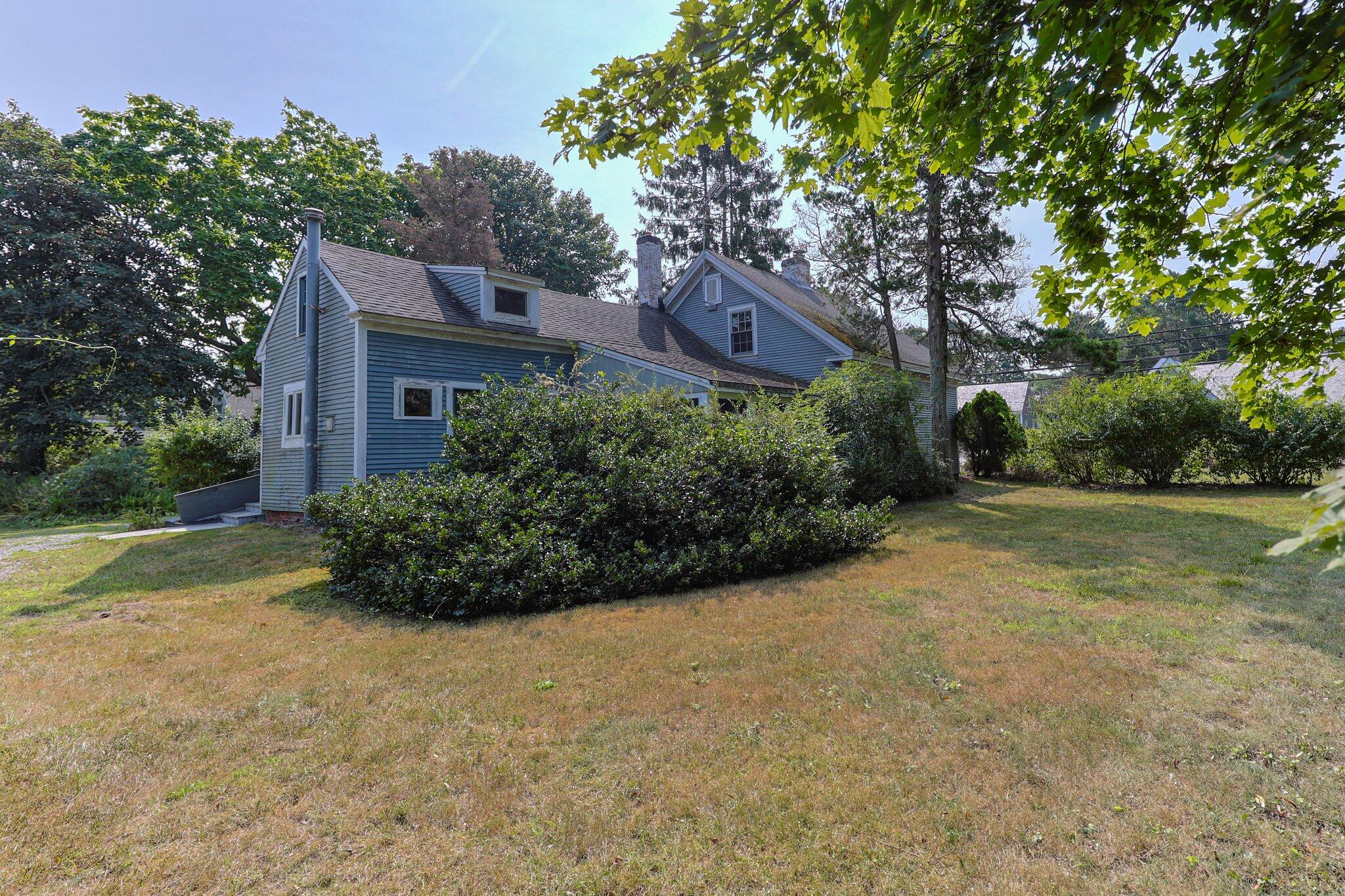 28 Highbank Road South Dennis, MA 02660 - Photo 38 of 40 side yard