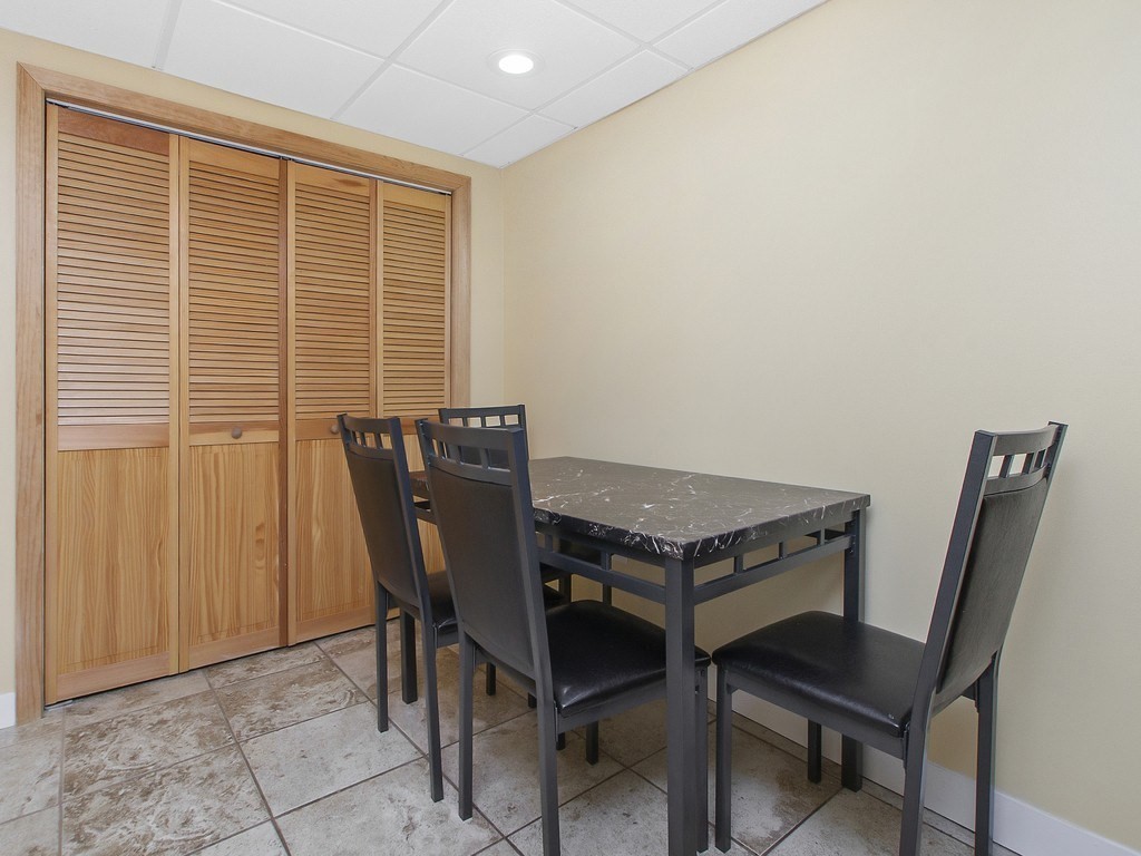 46 Parkview Road Waltham, MA 02452 - Photo 25 of 36 Gallery Image 25