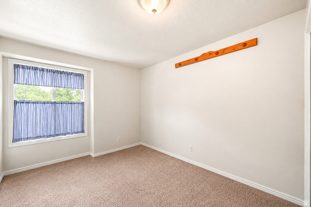 148 Station Street Sandy, UT 84070 - Photo 17 of 22