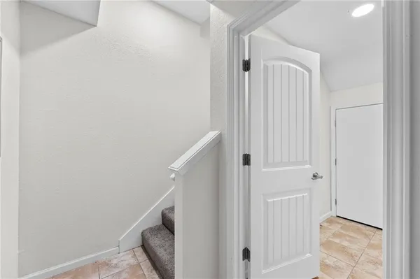$275,000 | 5245 Overland Drive, Unit B27, Lawrence, KS 66049