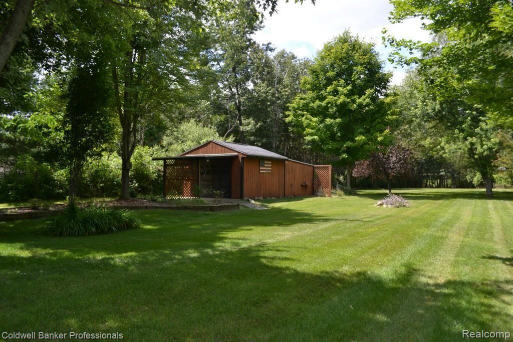 2729 Reed Road Lapeer, MI 48446 - Photo 12 of 32 Sun and shaded yard