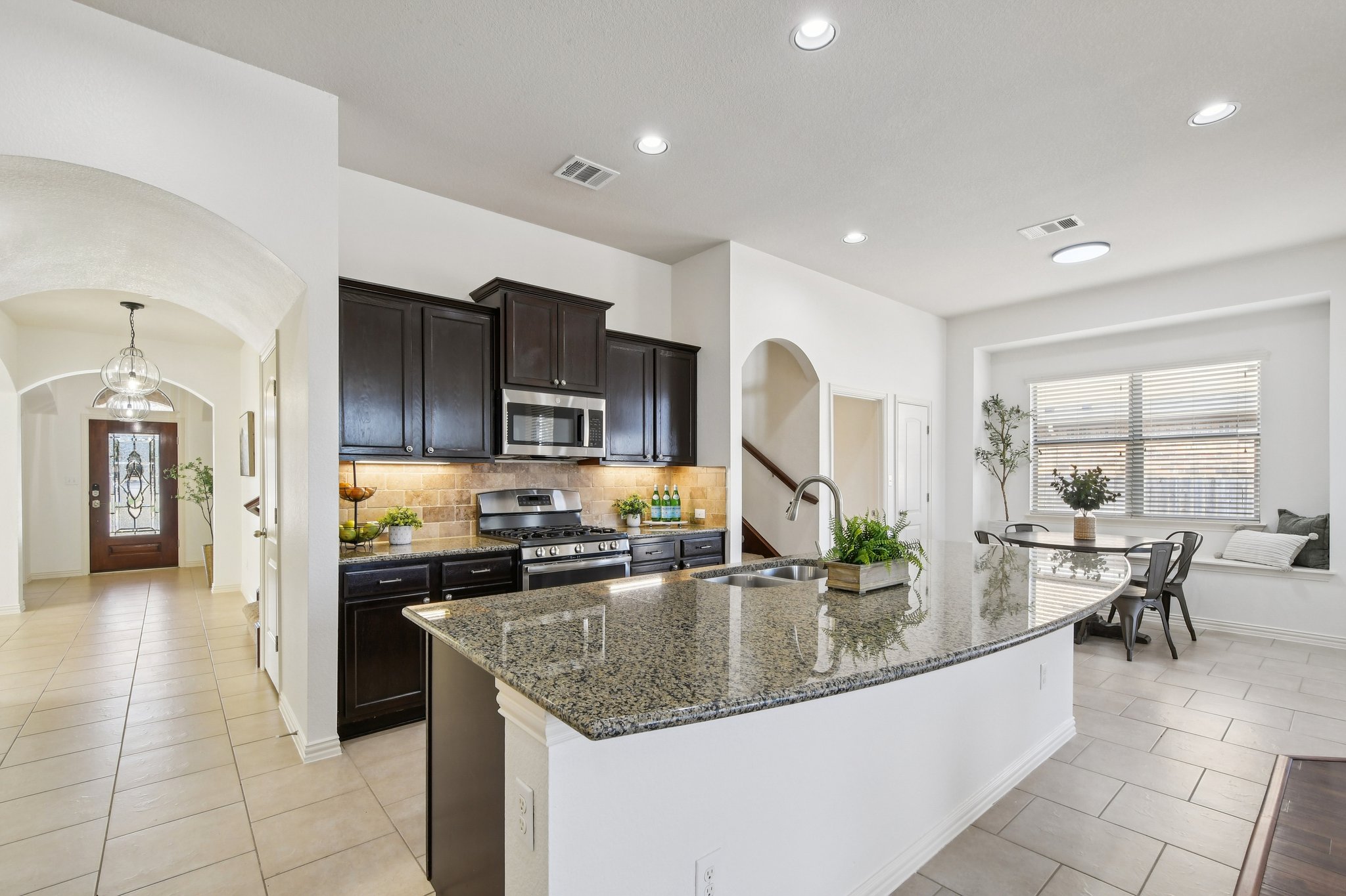 2804 Prosperity Leander, TX 78641 - Photo 13 of 40