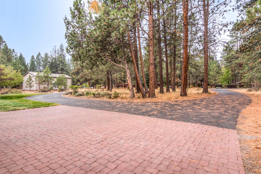 60830 Diamond Road Bend, OR 97702 - Photo 21 of 23 23