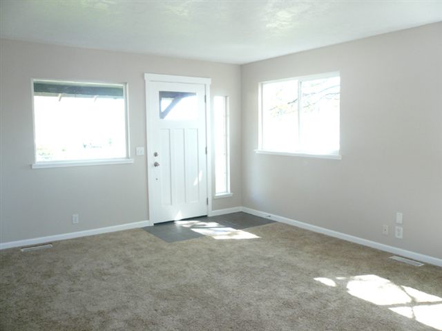 4215 North Herald Road Spokane, WA 99206 - Photo 2 of 9 Gallery Image 2