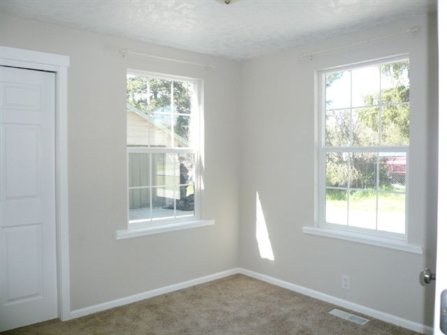 4215 North Herald Road Spokane, WA 99206 - Photo 5 of 9 Gallery Image 5