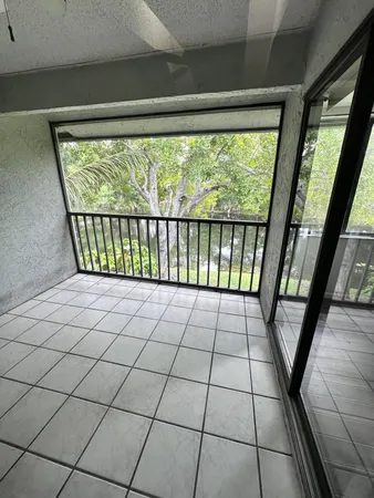$1,995 | 306 Harbour Pointe Way, Greenacres, FL 33413