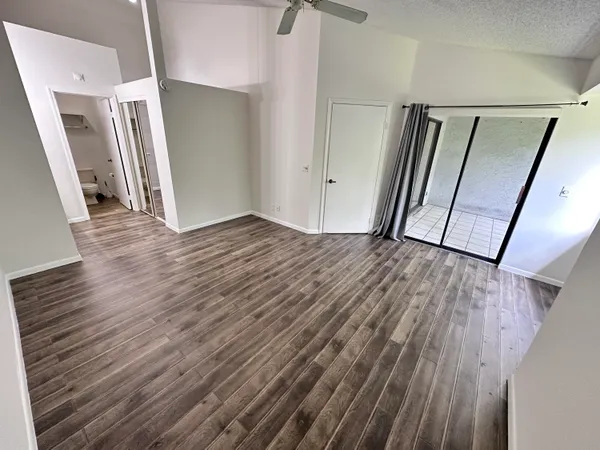 $1,995 | 306 Harbour Pointe Way, Greenacres, FL 33413