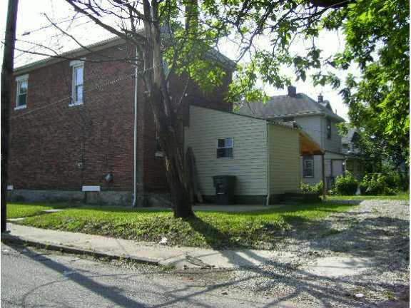 945 Lockbourne Road Columbus, OH 43206 - Photo 2 of 7