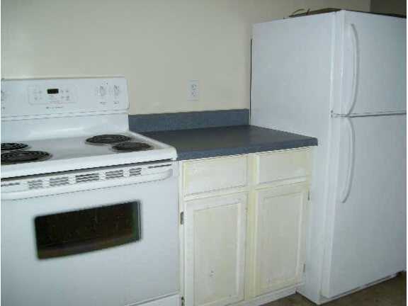 945 Lockbourne Road Columbus, OH 43206 - Photo 3 of 7