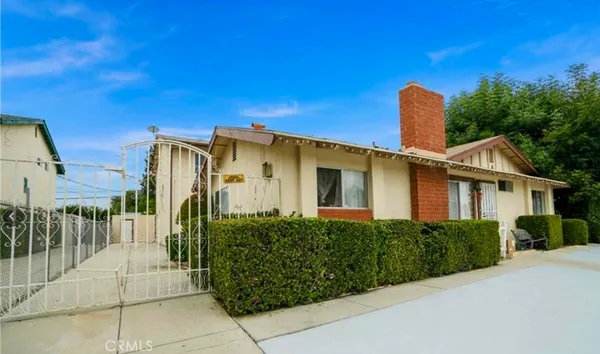 $2,500 | 22855 Vanowen Street, Unit 4, West Hills, CA 91307