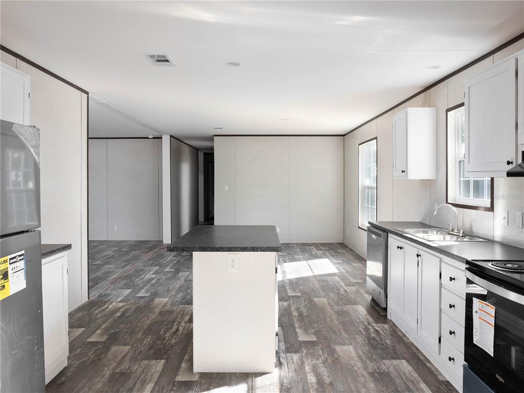 11311 Northeast 84th Court Bronson, FL 32621 - Photo 14 of 27