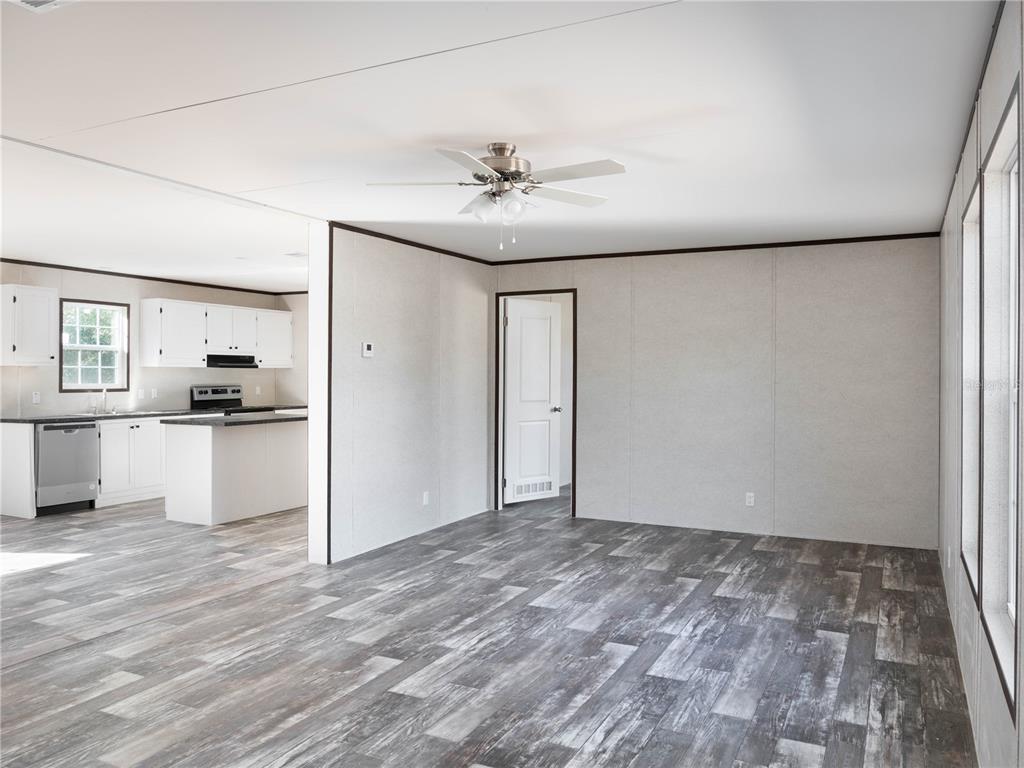 11311 Northeast 84th Court Bronson, FL 32621 - Photo 17 of 27