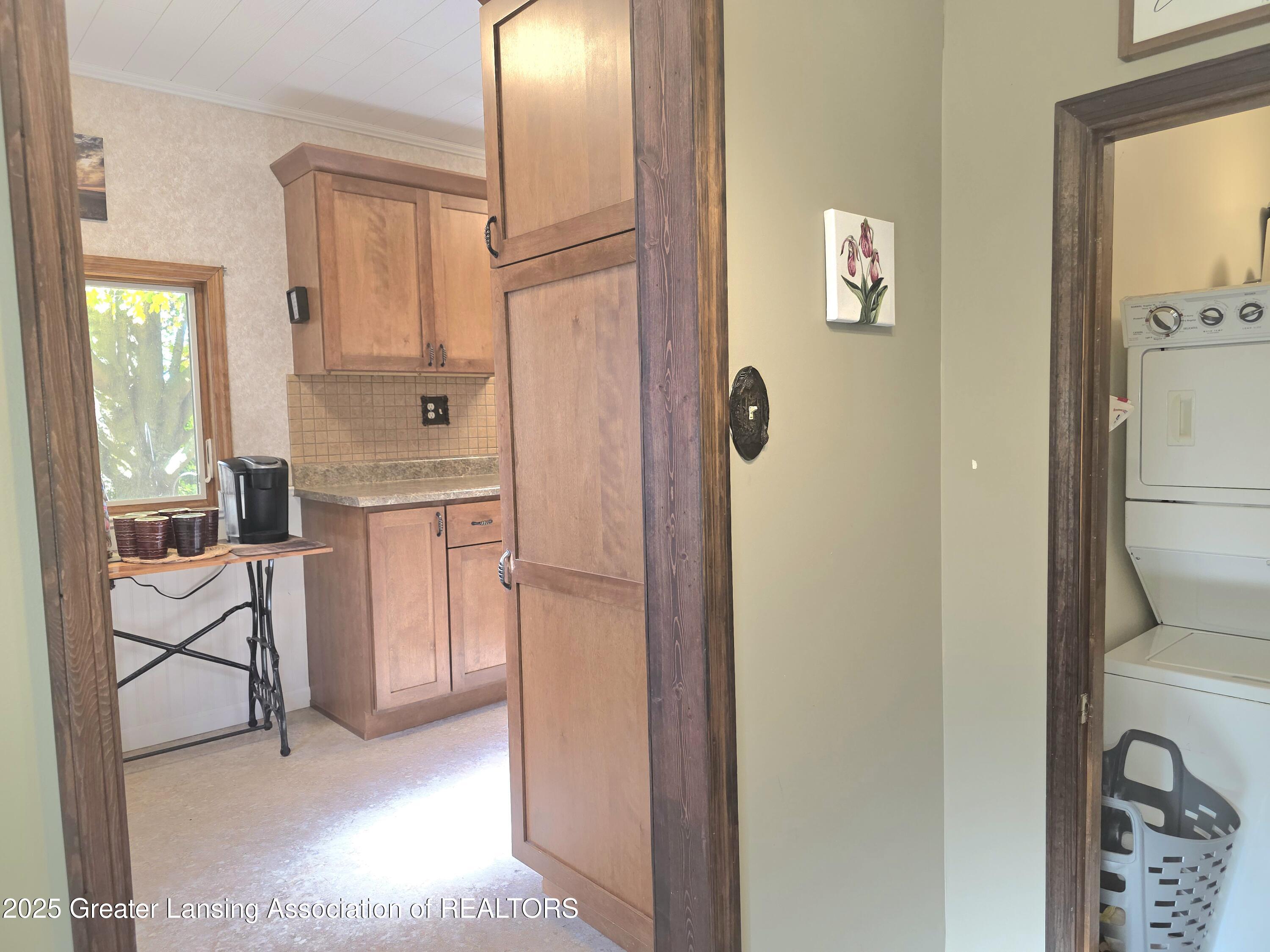 261 Mechanic Street Springport, MI 49284 - Photo 15 of 26 21093