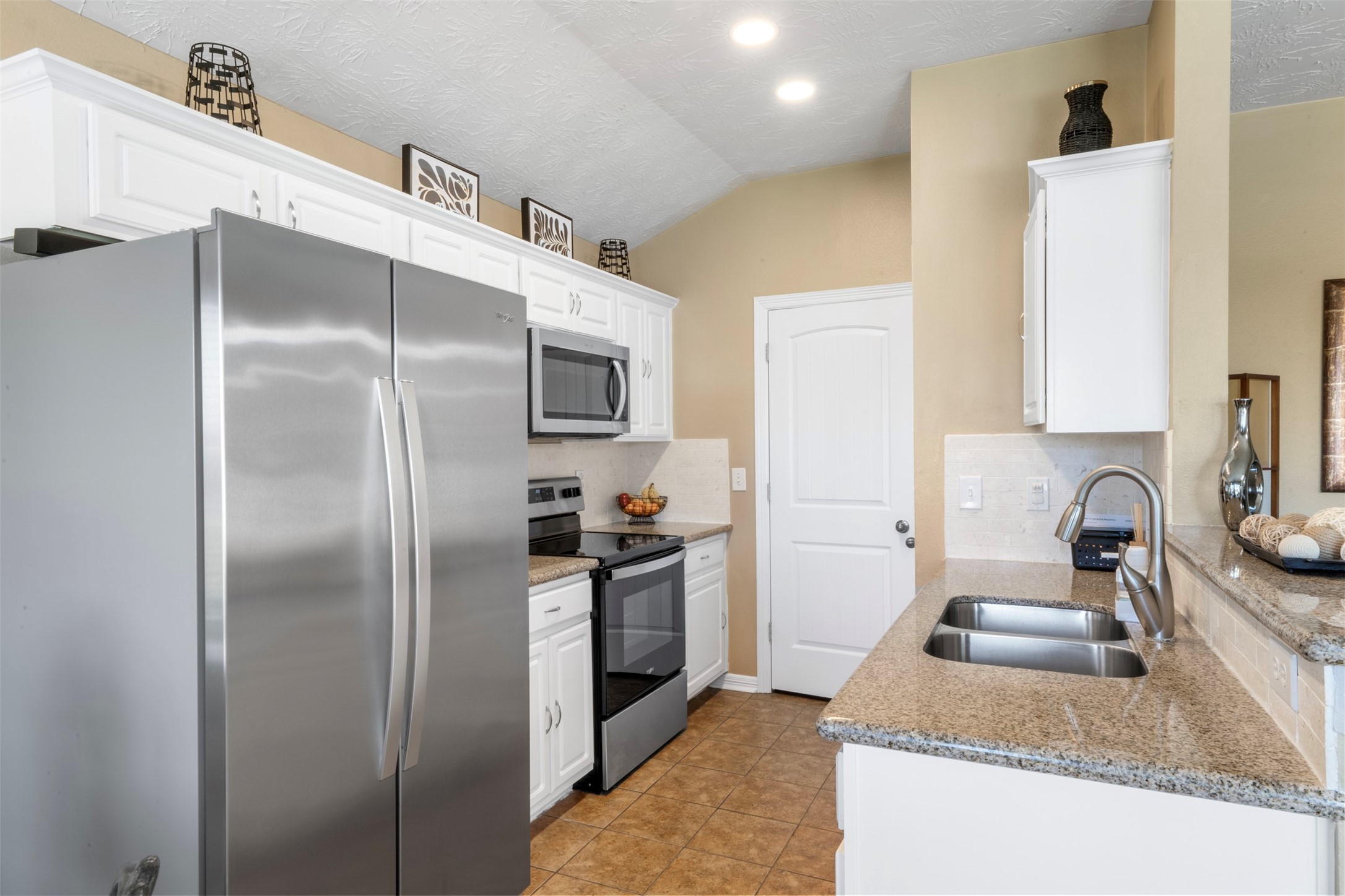 3410 Red Cedar Bend Baytown, TX 77521 - Photo 11 of 33