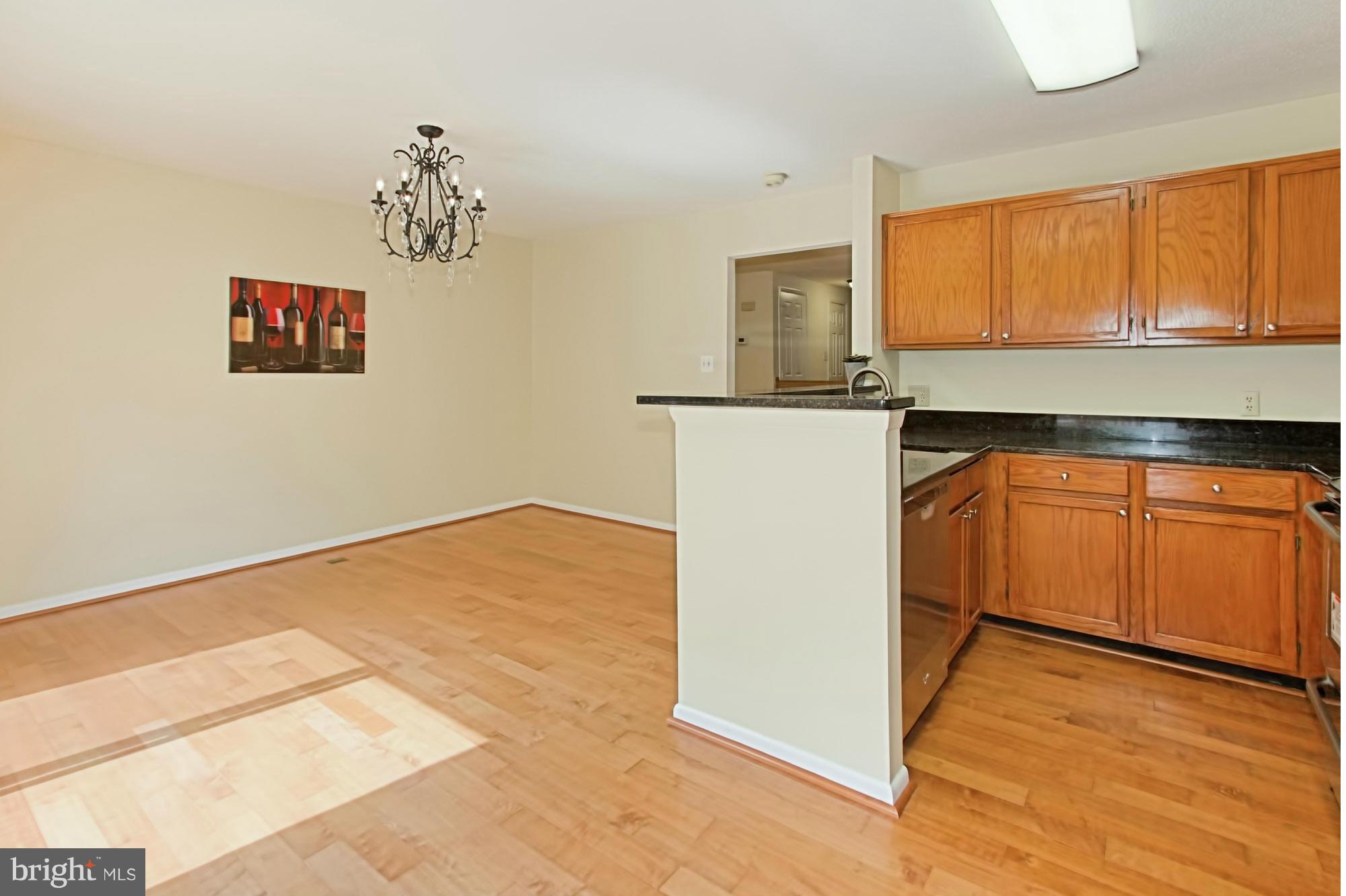 1628 Oak Spring Way Reston, VA 20190 - Photo 11 of 30 Large Eat-In Kitchen