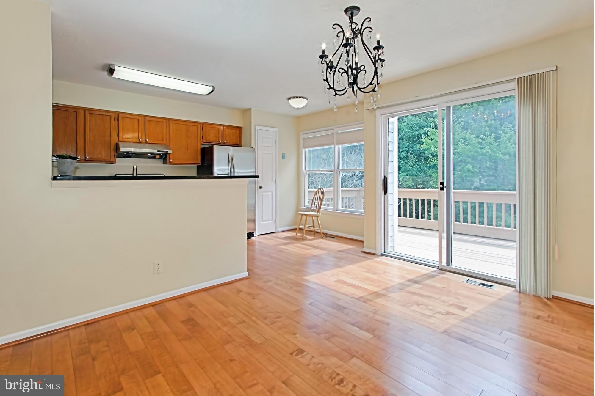 1628 Oak Spring Way Reston, VA 20190 - Photo 7 of 30 Gorgeous Open Kitchen!