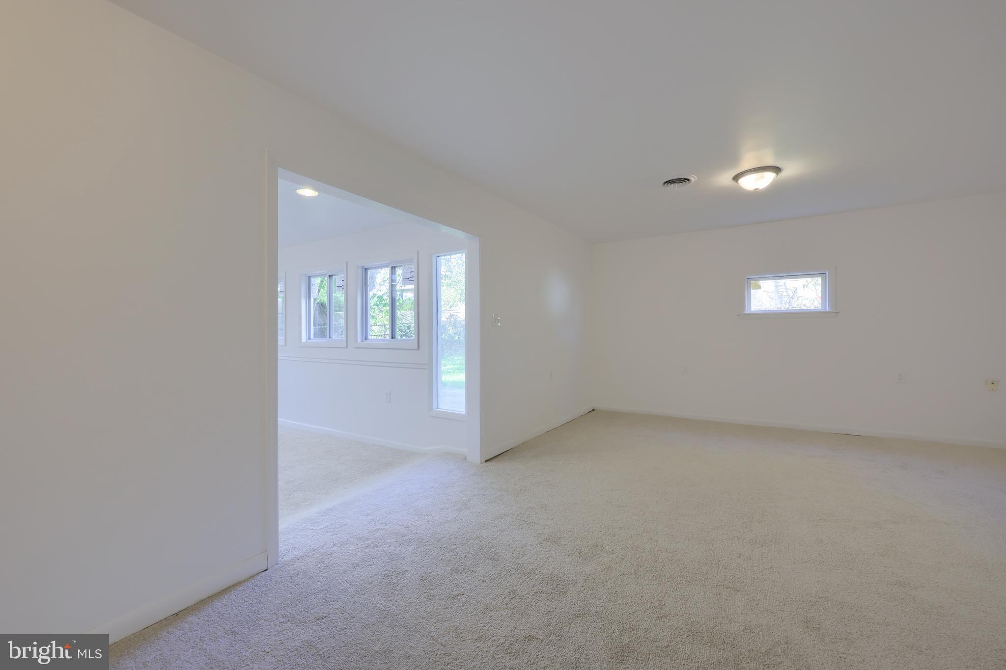 1418 Fireside Road York, PA 17404 - Photo 13 of 15