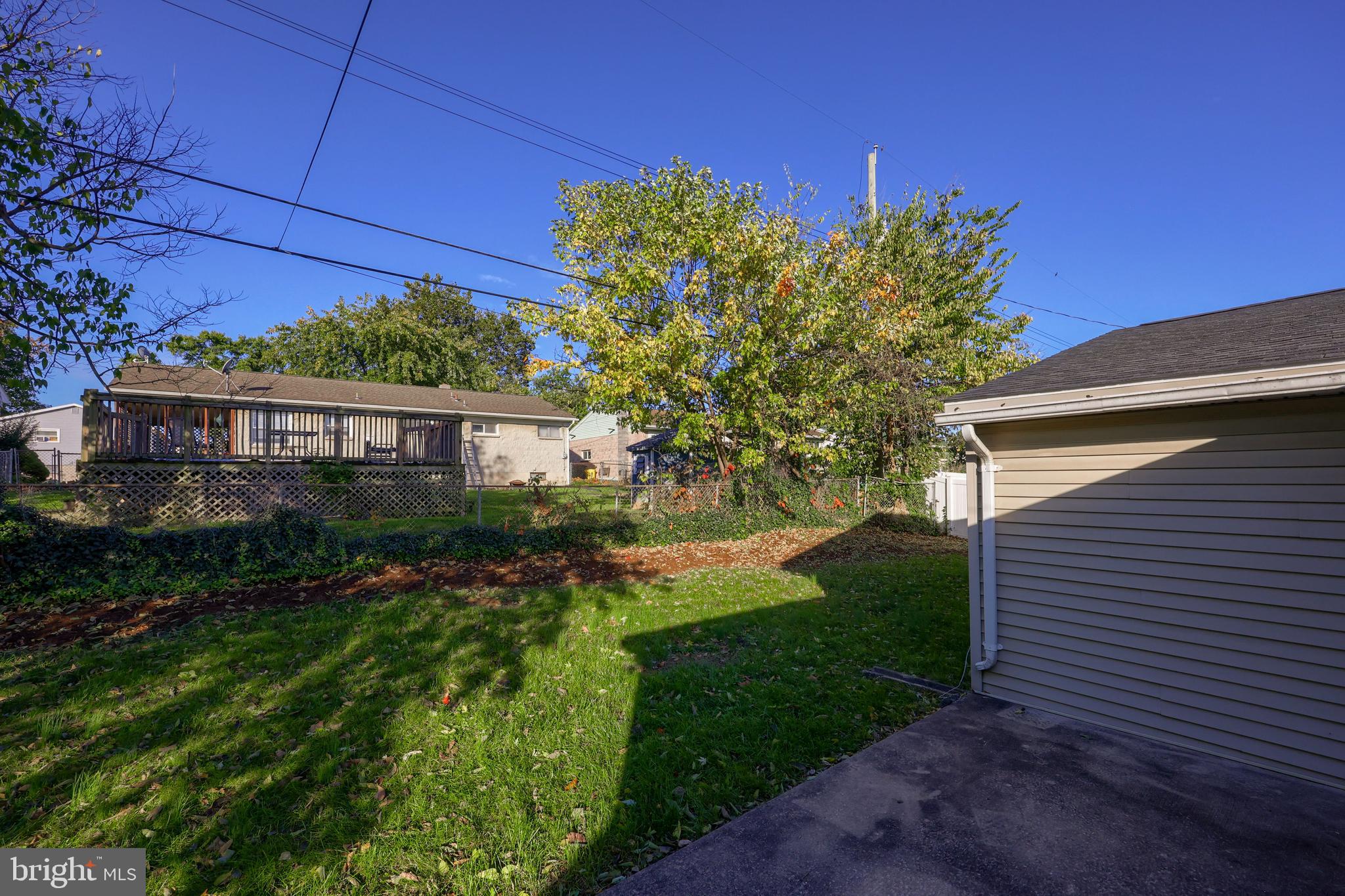 1418 Fireside Road York, PA 17404 - Photo 3 of 15