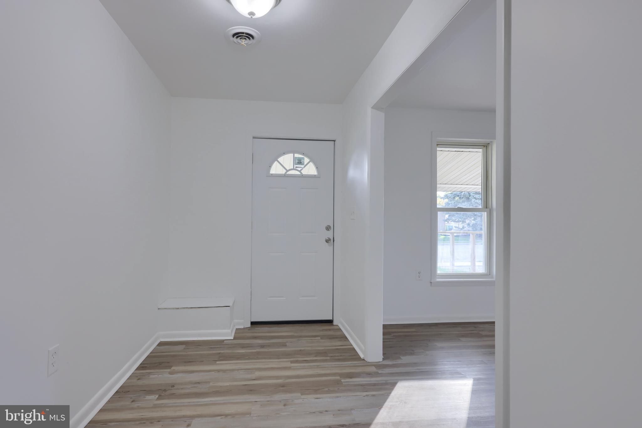 1418 Fireside Road York, PA 17404 - Photo 5 of 15