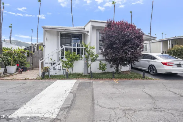 $259,900 | 265 Beckwith Road, Unit 54A, Santa Paula, CA 93060