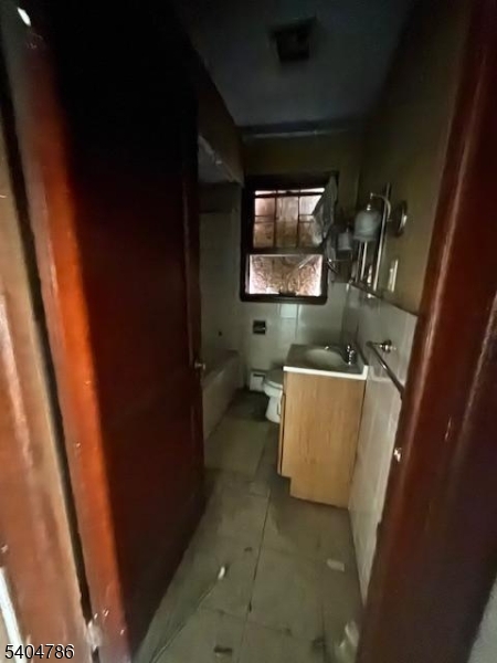 2017 Washington Valley Road Bridgewater, NJ 08836 - Photo 8 of 9