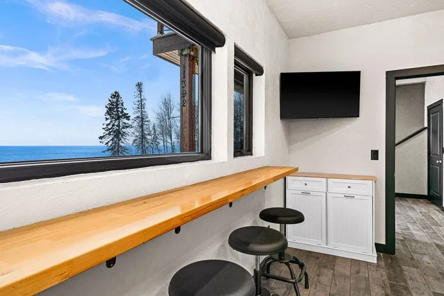 $2,250,000 | 1430 Stoney Point Drive, Duluth, MN 55804