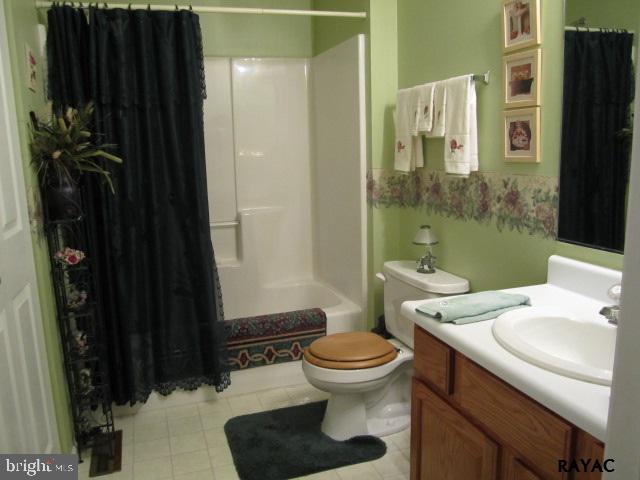 11996 Mt Olivet Road Felton, PA 17322 - Photo 9 of 21 Gallery Image 9