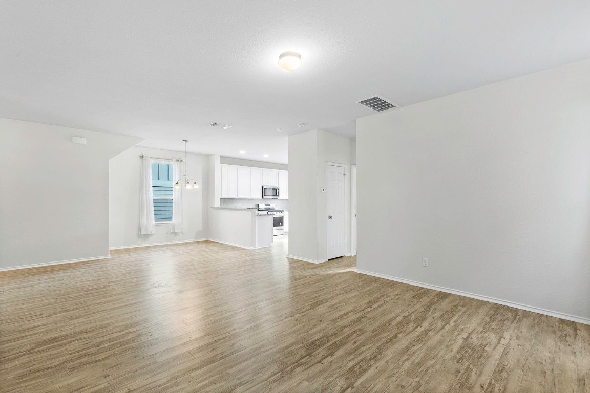 967 Pepperbark Loop Buda, TX 78610 - Photo 5 of 29