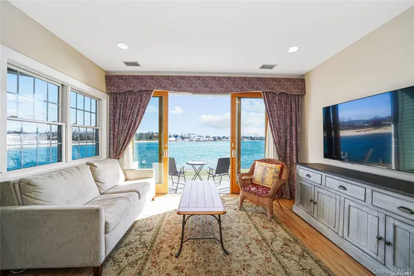 $27,500 | 40 Stirling Cove, Greenport, NY 11944