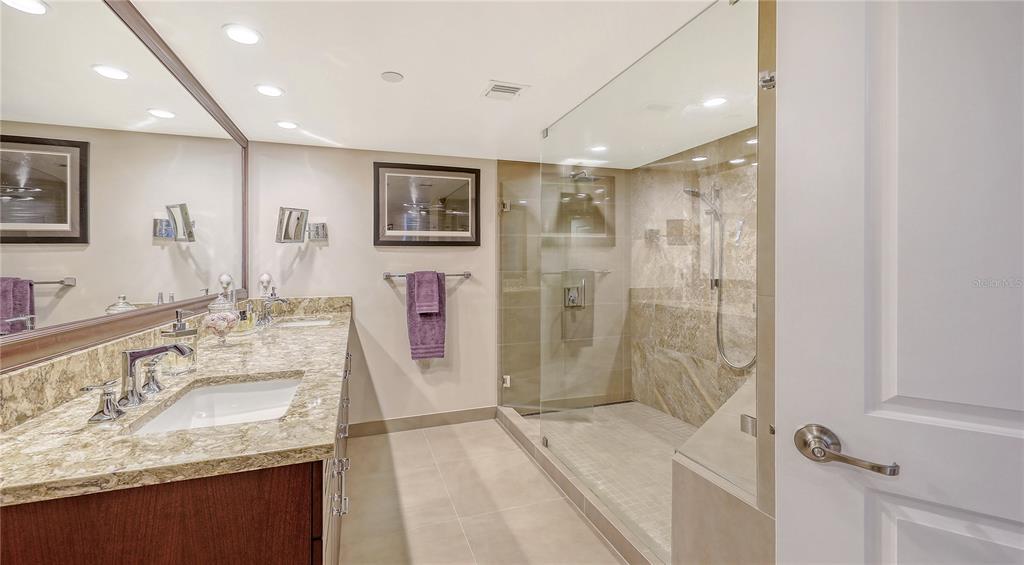 775 Longboat Club Road, Unit 807 Longboat Key, FL 34228 - Photo 36 of 71