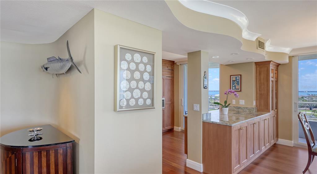 775 Longboat Club Road, Unit 807 Longboat Key, FL 34228 - Photo 4 of 71