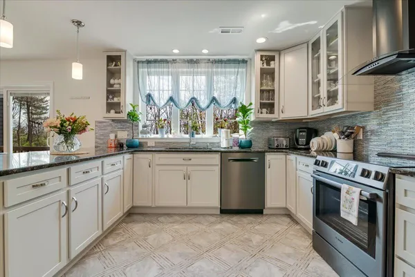 $780,000 | 116 Red Bud Lane, Kunkletown, PA 18058