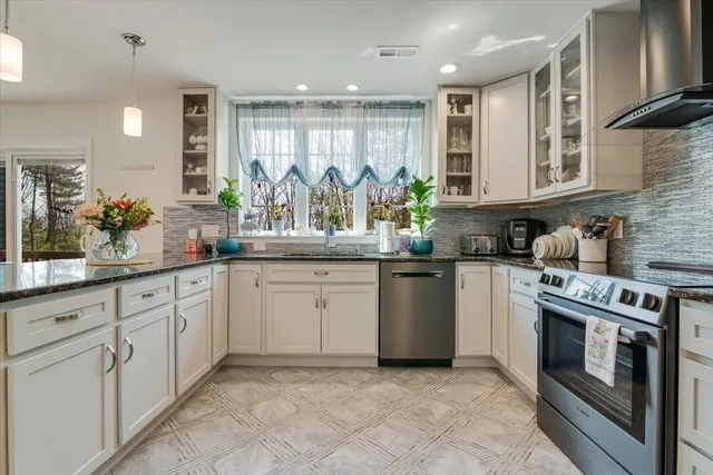 $790,000 | 116 Red Bud Lane, Kunkletown, PA 18058