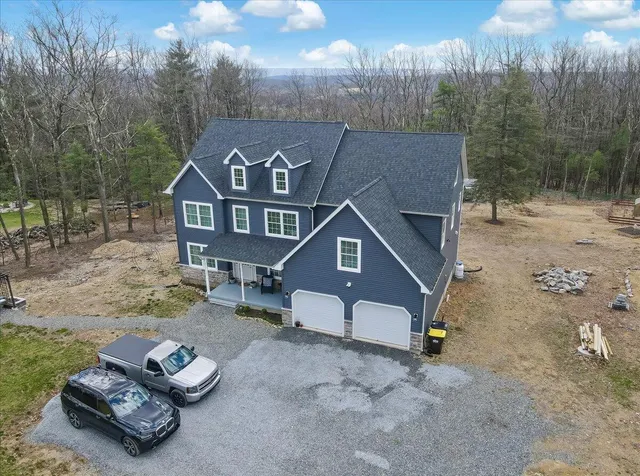 $790,000 | 116 Red Bud Lane, Kunkletown, PA 18058